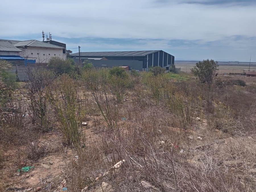 Commercial Property for Sale in Louwville Western Cape